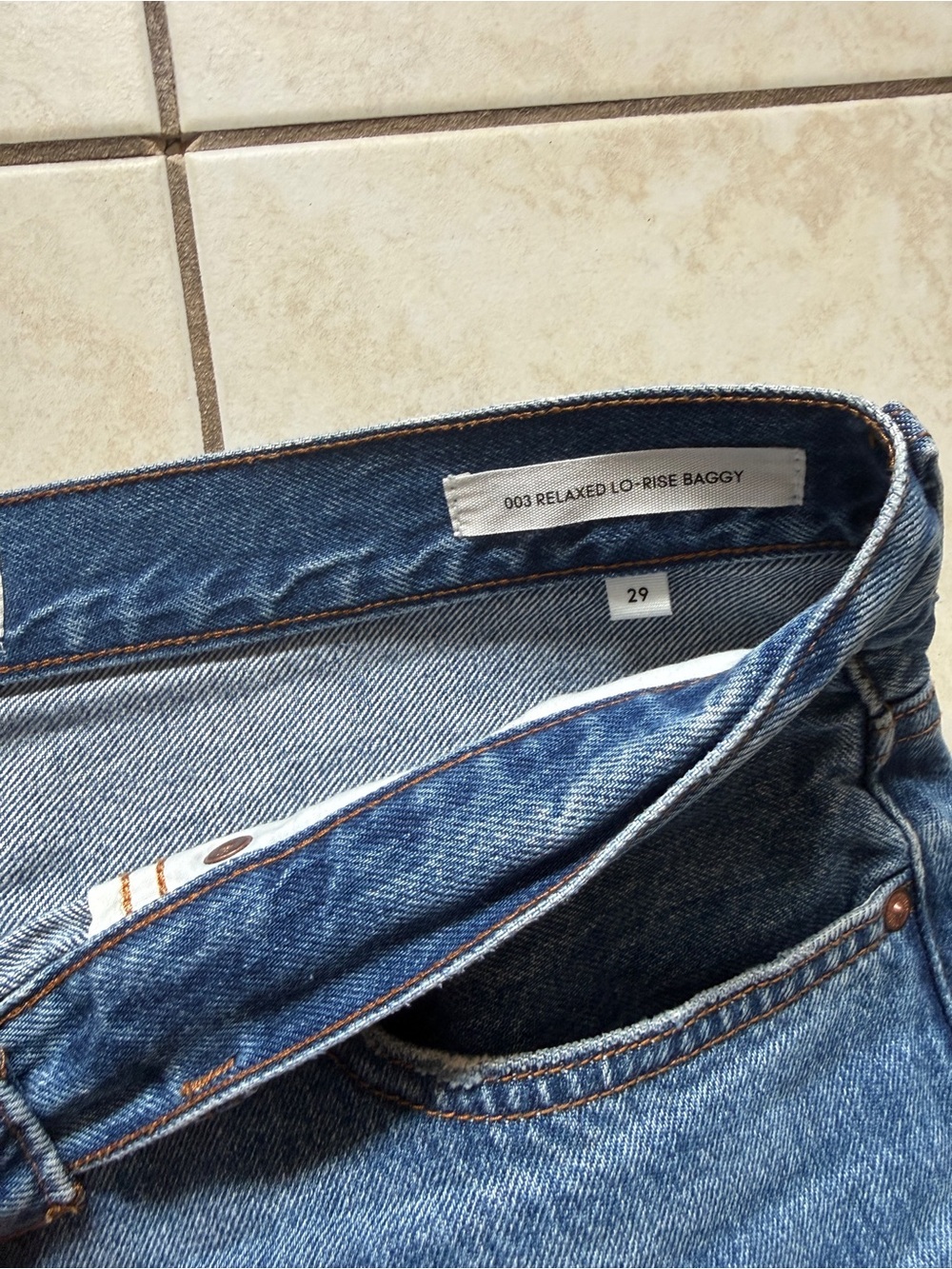 Aritzia Denim Forum 003 Relaxed Lo-Rise Baggy Jean - Picture 6 of 10
